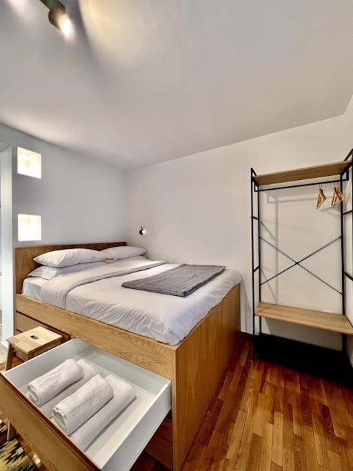 Apartment Lovely 3-min From *
